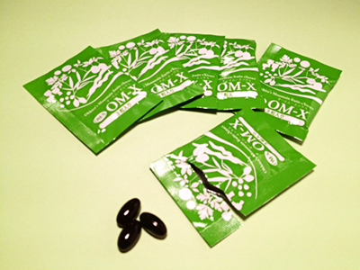 OM-XC[W摜